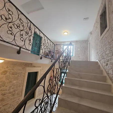 Violet Palace Šibenik